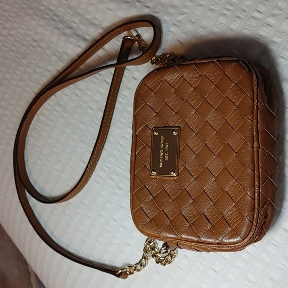 Michael Kors Bags Michael Kors Hamilton Compact Leather Basket